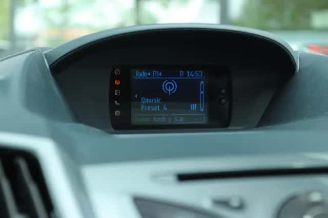 Ford C-Max (2011) thumbnail 26