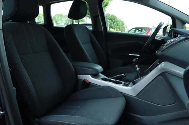 Ford C-Max (2011) thumbnail 4