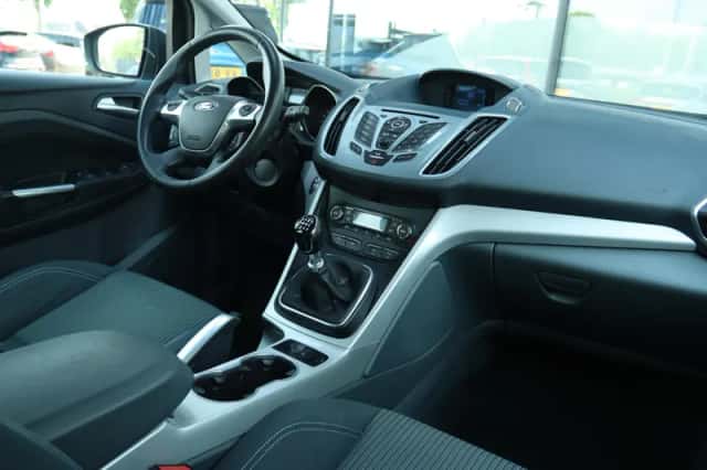 Ford C-Max (2011) thumbnail 5