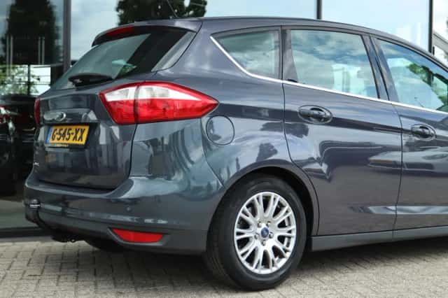 Ford C-Max (2011) thumbnail 8