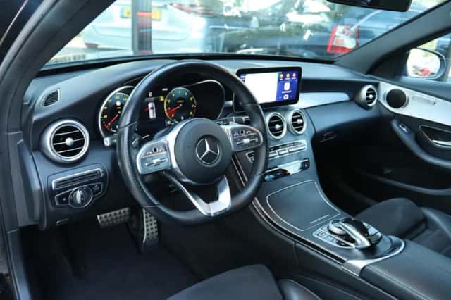 Mercedes-Benz C-Klasse (2018) thumbnail 3