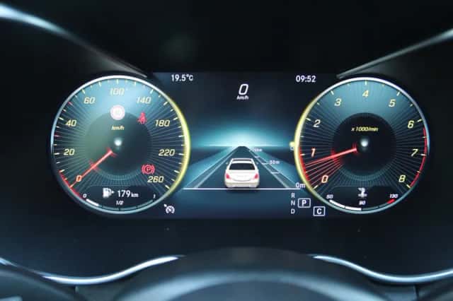 Mercedes-Benz C-Klasse (2018) thumbnail 44