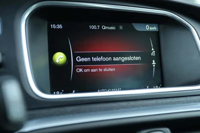 Volvo V40 (2015) thumbnail 26