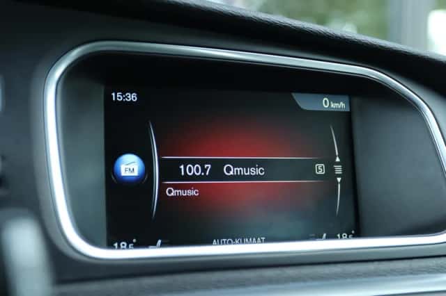 Volvo V40 (2015) thumbnail 27