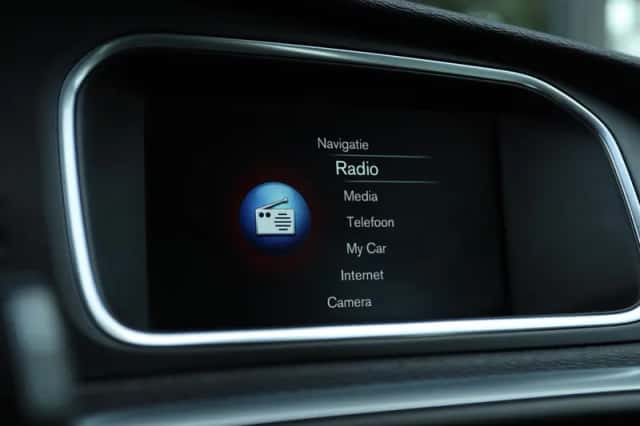 Volvo V40 (2015) thumbnail 29