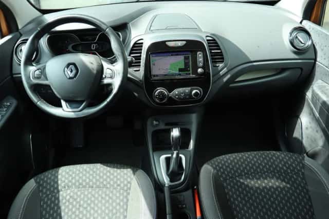Renault Captur (2019) thumbnail 15