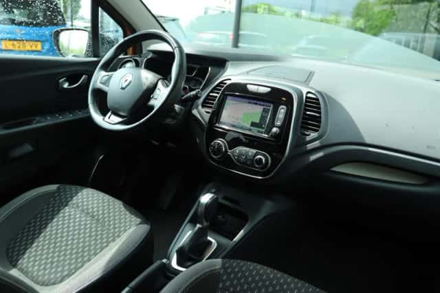 Renault Captur (2019) thumbnail 6