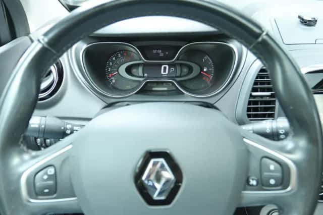 Renault Captur (2019) thumbnail 24