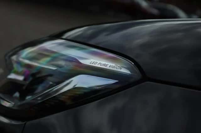 Renault Captur (2019) thumbnail 25