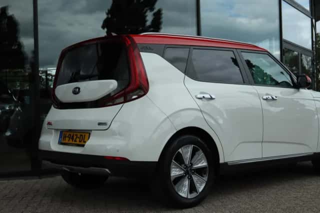 Kia Soul EV (2019) thumbnail 13