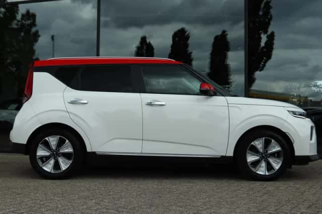 Kia Soul EV (2019) thumbnail 14