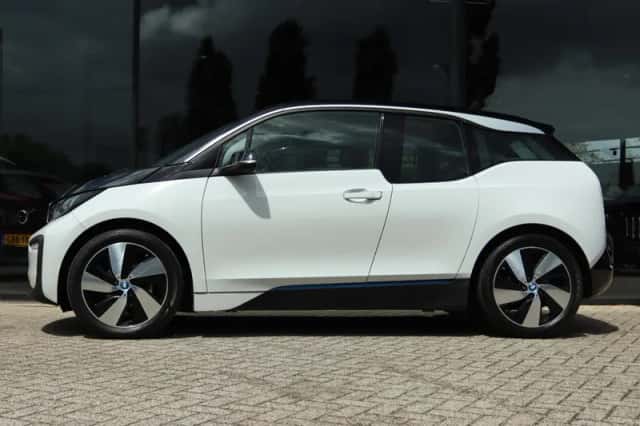 BMW i3 (2019) thumbnail 18
