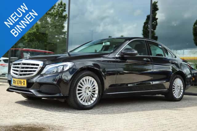 Mercedes-Benz C-Klasse (2016) thumbnail 1