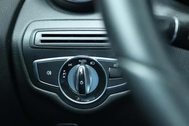 Mercedes-Benz C-Klasse (2016) thumbnail 21