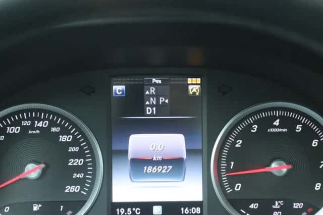 Mercedes-Benz C-Klasse (2016) thumbnail 24