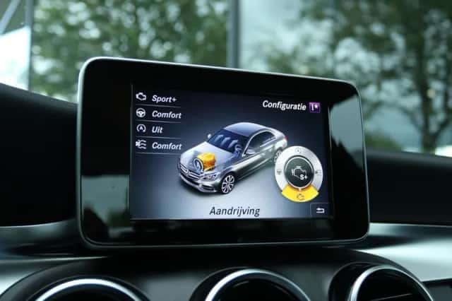 Mercedes-Benz C-Klasse (2016) thumbnail 28