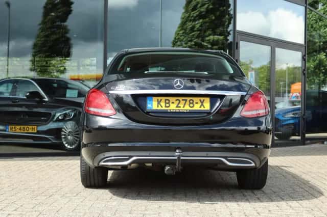 Mercedes-Benz C-Klasse (2016) thumbnail 9