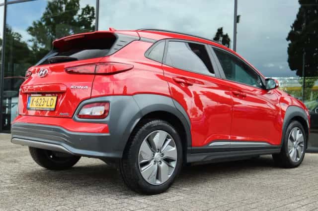 Hyundai Kona (2020) thumbnail 2