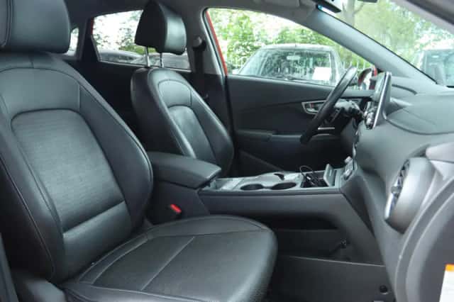 Hyundai Kona (2020) thumbnail 4