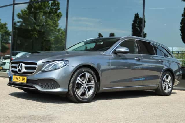 Mercedes-Benz E-Klasse (2017) thumbnail 1