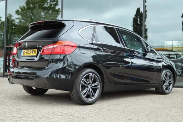 BMW 2-Serie (2021) thumbnail 2