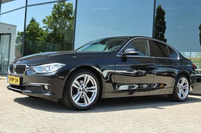 BMW 3-Serie (2014) thumbnail 1
