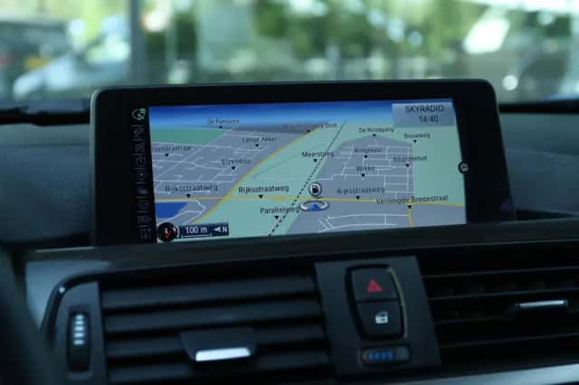 BMW 3-Serie (2014) thumbnail 5