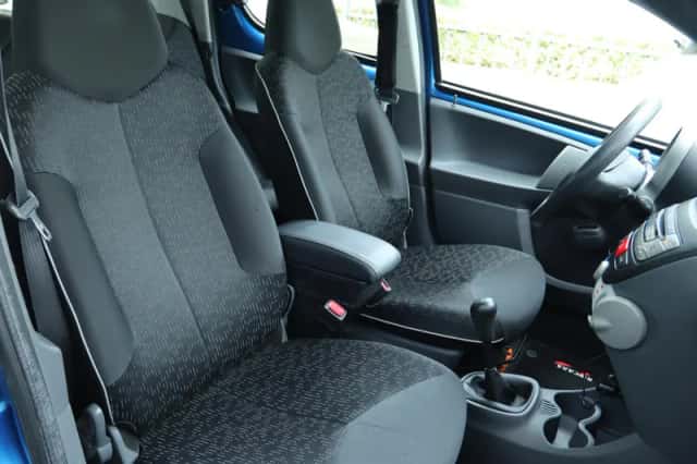 Peugeot 107 (2011) thumbnail 4