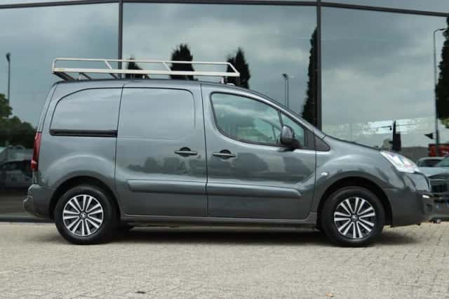 Peugeot Partner (2017) thumbnail 6