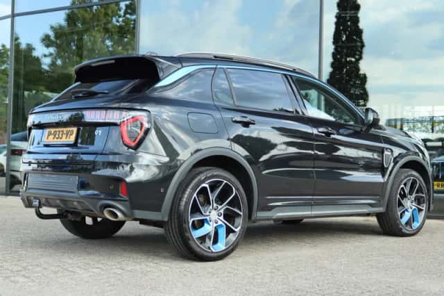 Lynk & Co 01 (2022) thumbnail 2