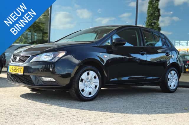 SEAT Ibiza (2016) thumbnail 1