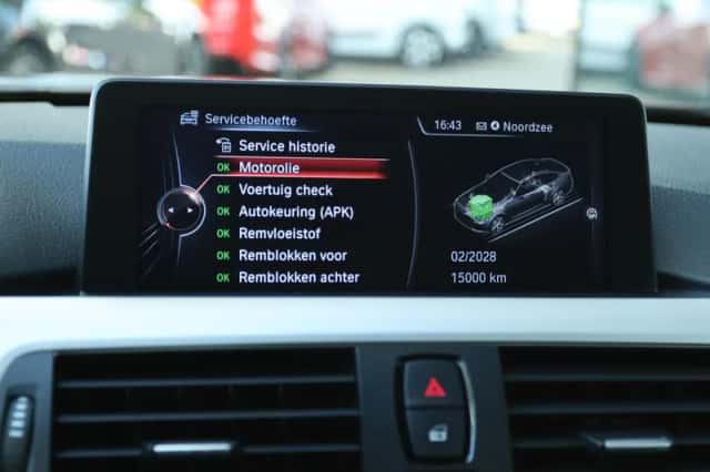 BMW 4-Serie (2015) thumbnail 6