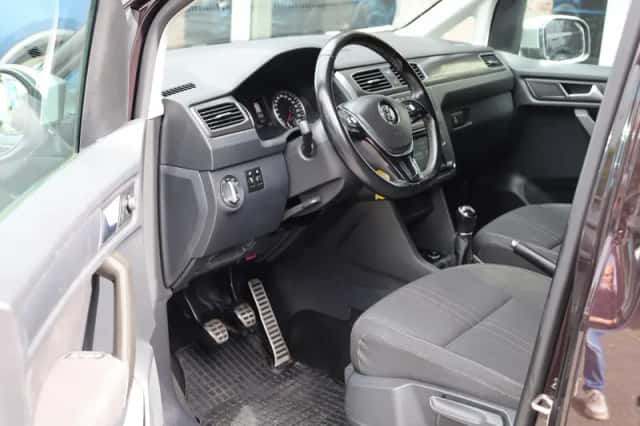 Volkswagen Caddy (2018) thumbnail 5