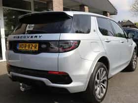 Land Rover Discovery Sport (2022) thumbnail 2