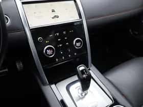 Land Rover Discovery Sport (2022) thumbnail 16