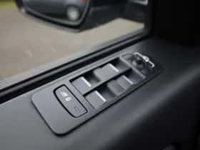 Land Rover Discovery Sport (2022) thumbnail 32