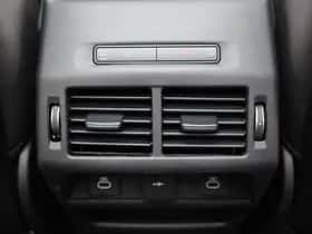 Land Rover Discovery Sport (2022) thumbnail 38