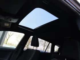 Toyota RAV4 (2018) thumbnail 7