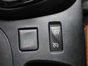 Renault Captur thumbnail 26
