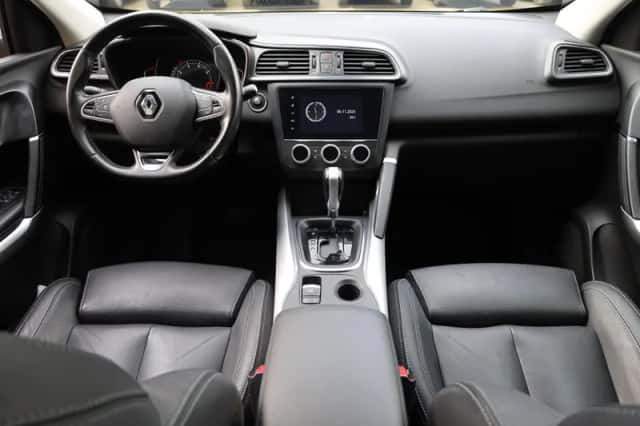 Renault Kadjar (2021) thumbnail 4