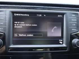 Volkswagen Golf (2017) thumbnail 25