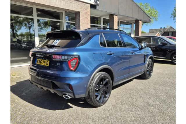 Lynk & Co 01 (2025) thumbnail 2