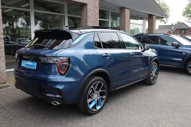 Lynk & Co 01 (2025) thumbnail 2