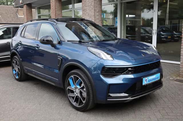 Lynk & Co 01 (2025) thumbnail 3