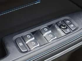 Lynk & Co 01 thumbnail 47