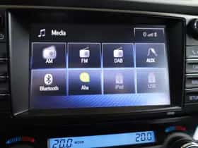 Toyota RAV4 (2017) thumbnail 25