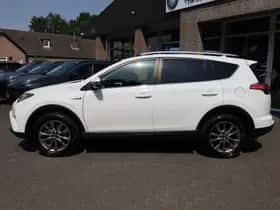 Toyota RAV4 (2017) thumbnail 30