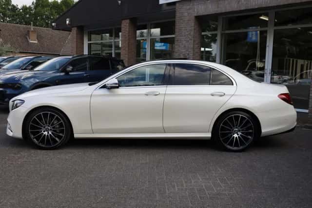 Mercedes-Benz E-Klasse (2017) thumbnail 2