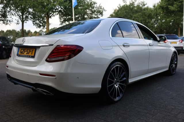 Mercedes-Benz E-Klasse (2017) thumbnail 3
