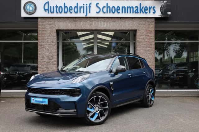 Lynk & Co 01 (2023) thumbnail 1